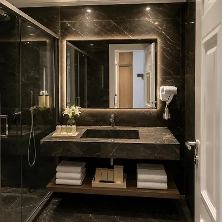 Elios Azure Hotel 4*